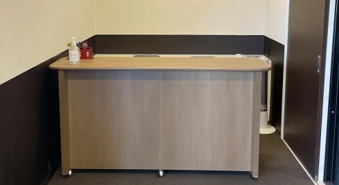 調布家族ホールのロビー写真