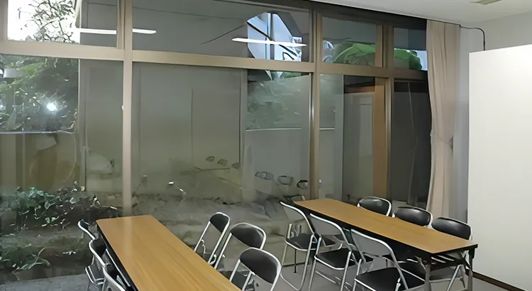 小坪誠行社斎場の控室