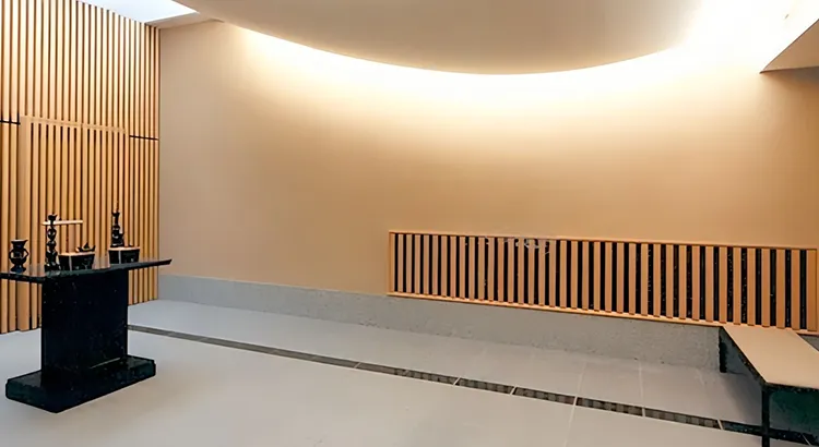 深丘園の告別室