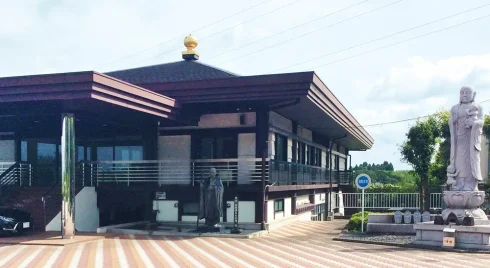 正覚山 智耕院ホールの外観写真