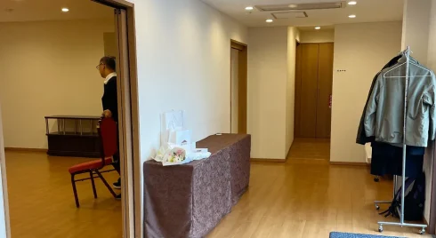 百合ヶ丘家族葬ホールのロビー写真