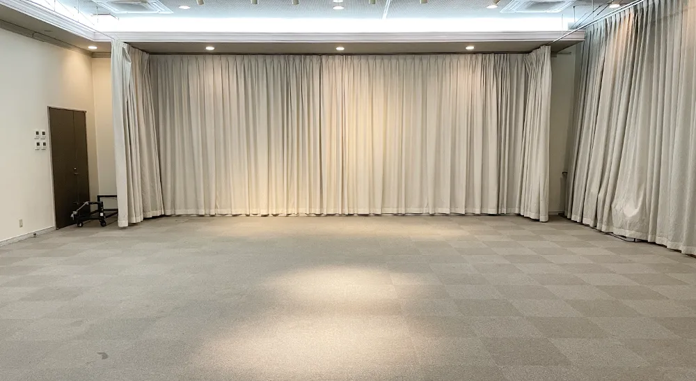 蓮根レインボーホール