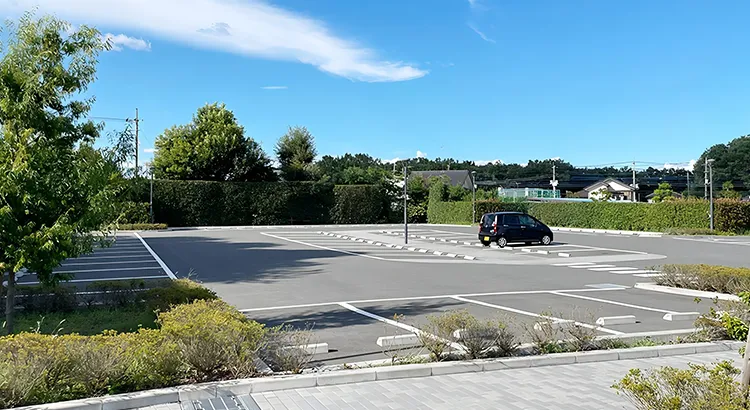 東松山斎場の駐車場