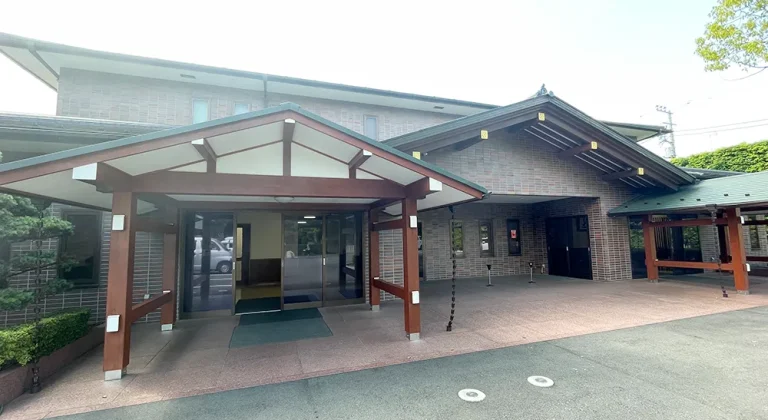 三寶寺 寶亀閣斎場の外観