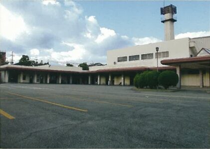 大阪市立小林斎場の外観写真