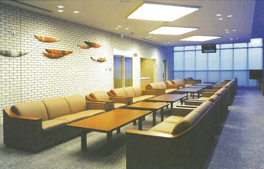 大阪市立鶴見斎場の休憩室