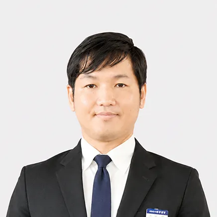 古家　寛