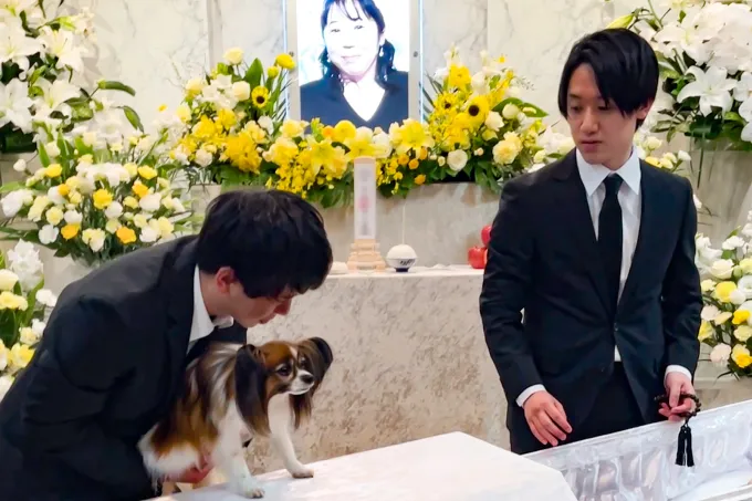 愛犬も一緒にお見送り