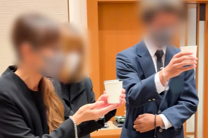 焼酎の緑茶割りで「乾杯」
