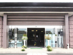 徳願寺会館の入り口写真