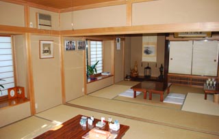 慈恩寺の控え室写真