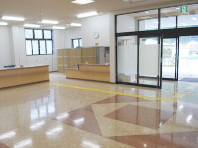 飯能第二法要殿のロビー写真