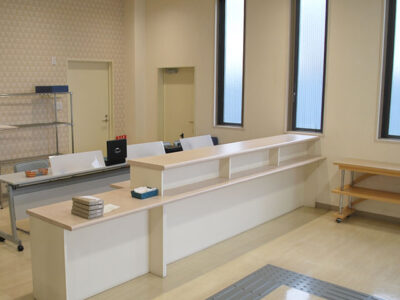 本町法要殿のロビー写真