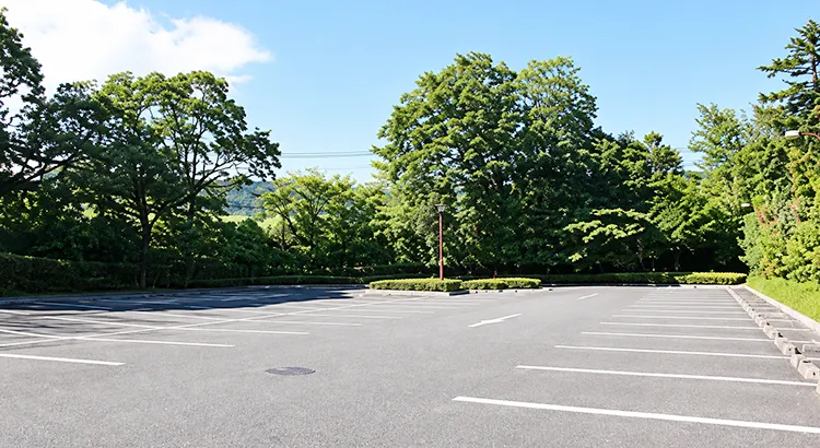 ひので斎場の駐車場
