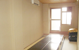 光明院 観音ホールの控え室写真