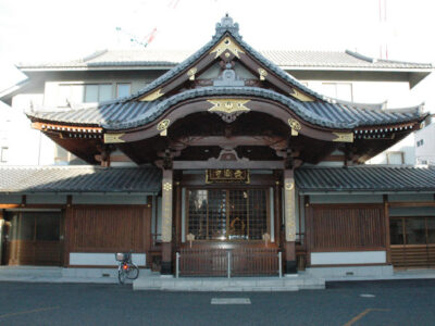 長國寺斎場の外観写真